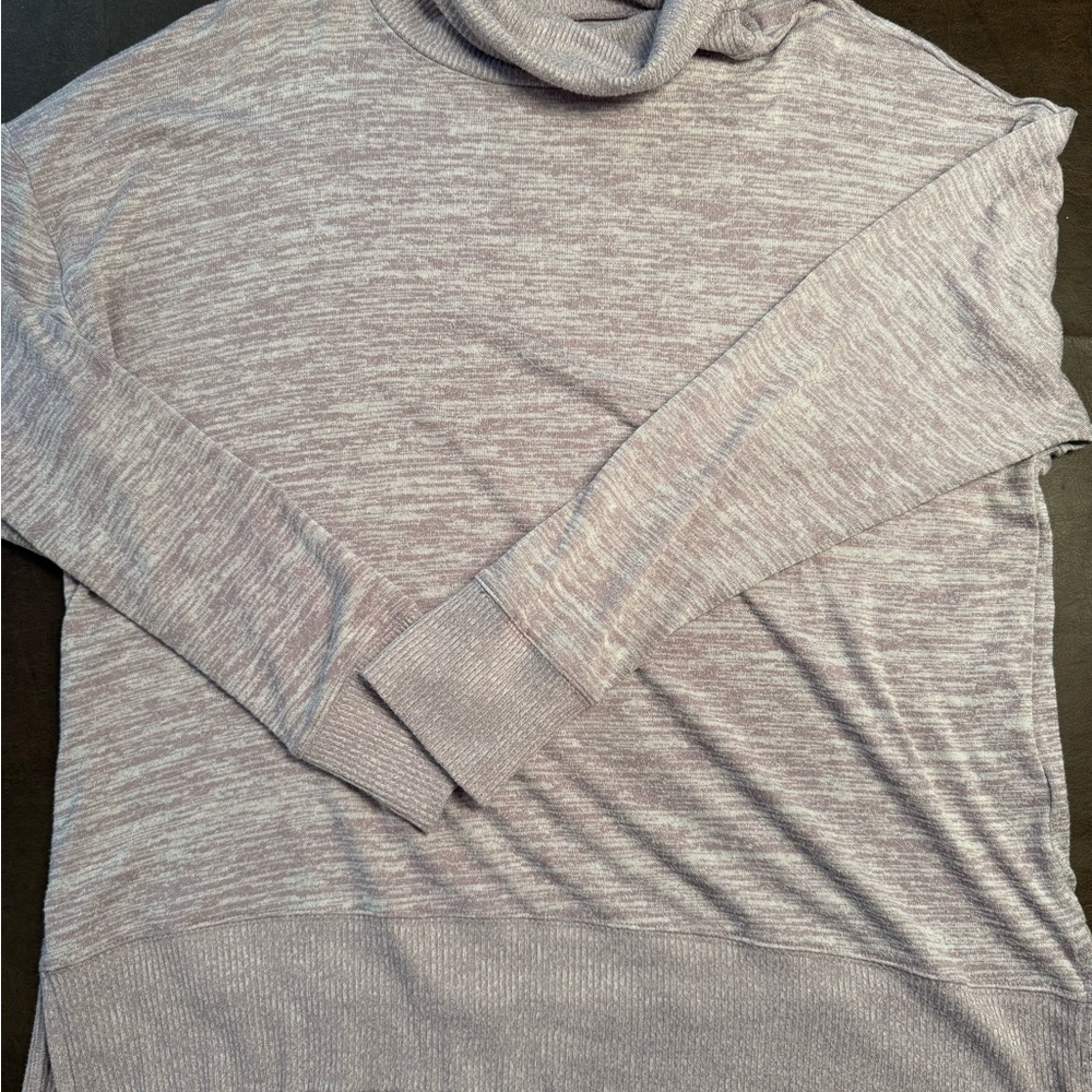 GAP Lavender Turtleneck Sweater